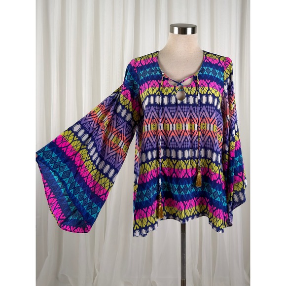 Alice + Trixie Tops - Alice & Trixie Geometric Print Bell Sleeve Boho Blouse‎ Womens Silk Size M